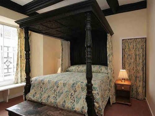 The Ancient Gatehouse & Rugantino Restaurant Hotel Wells Ngoại thất bức ảnh